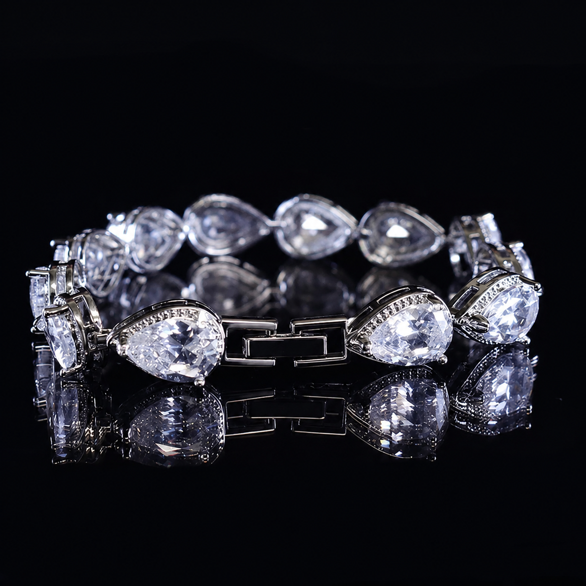 RICHMODE - Crystal Bracelet